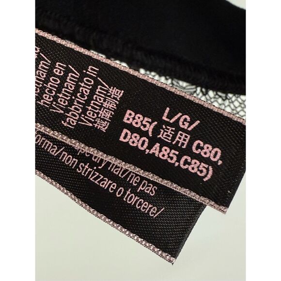 Victoria’s Secret black lace velvet trimmed unlined bralette size large NWT - Picture 7 of 7